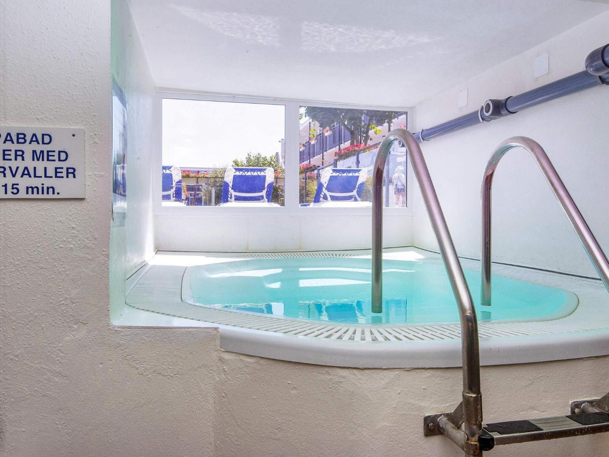 6 Person Holiday Home On A Holiday Park In Glesborg Екстериор снимка